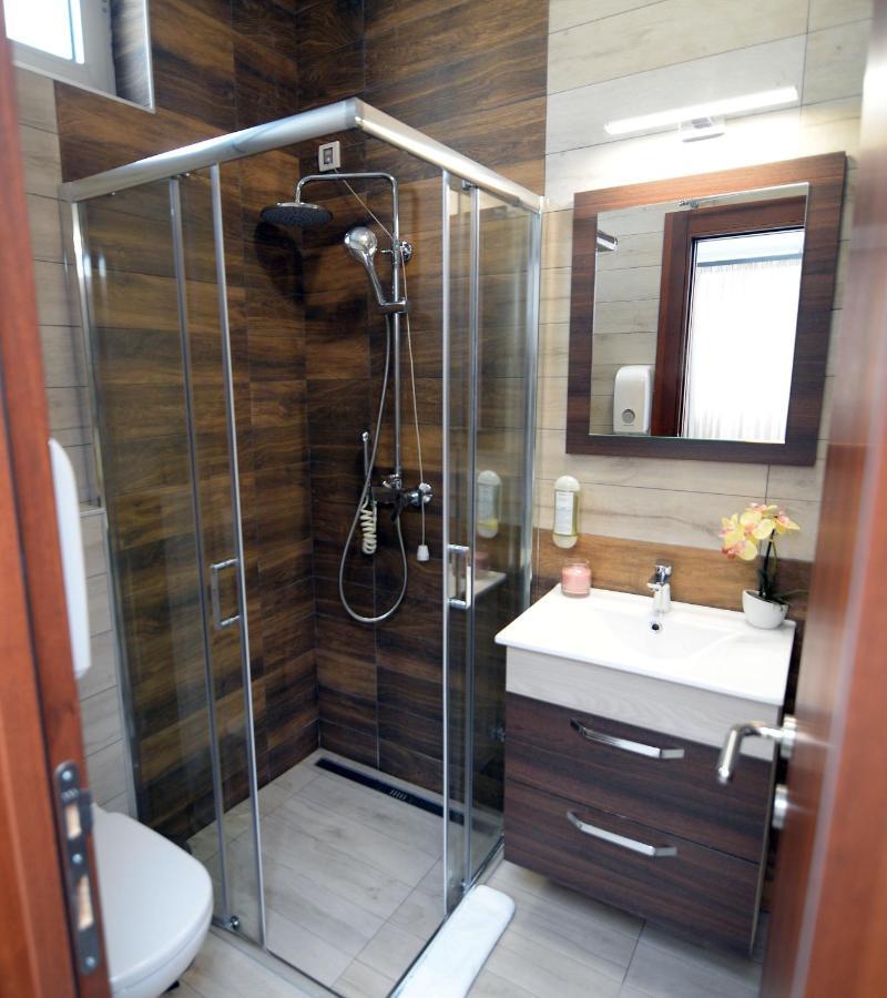 Apartmani Carolija Lucani Εξωτερικό φωτογραφία