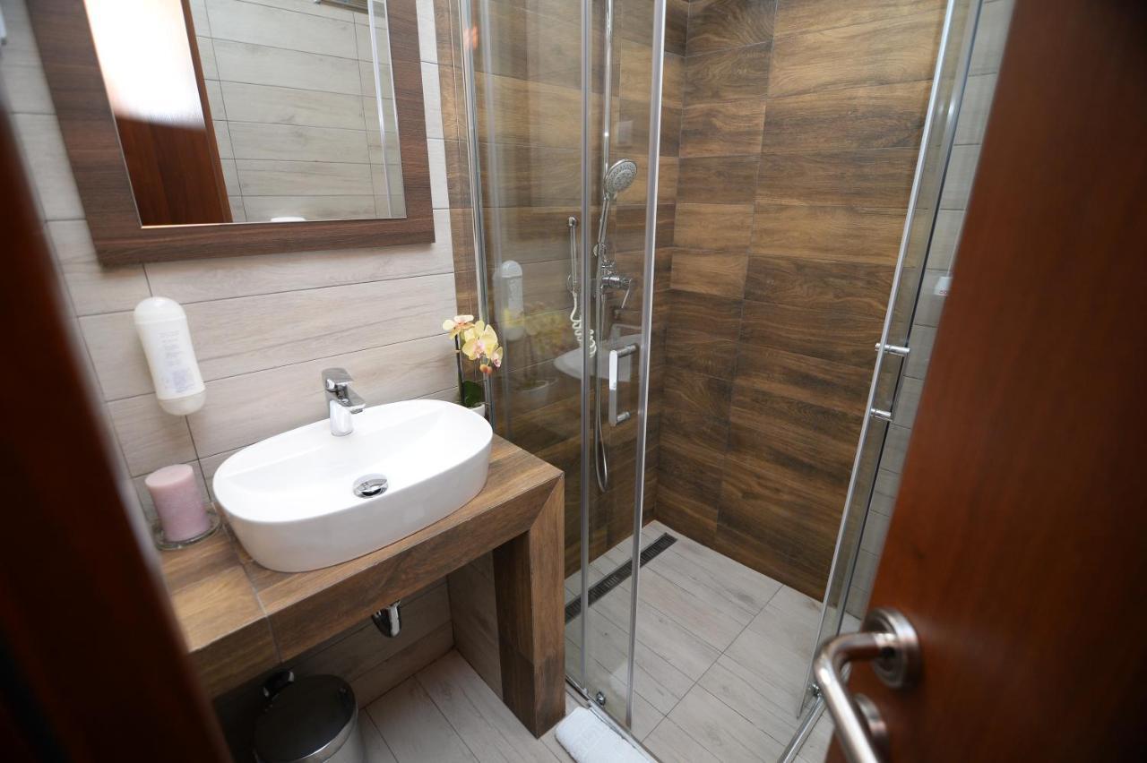 Apartmani Carolija Lucani Εξωτερικό φωτογραφία