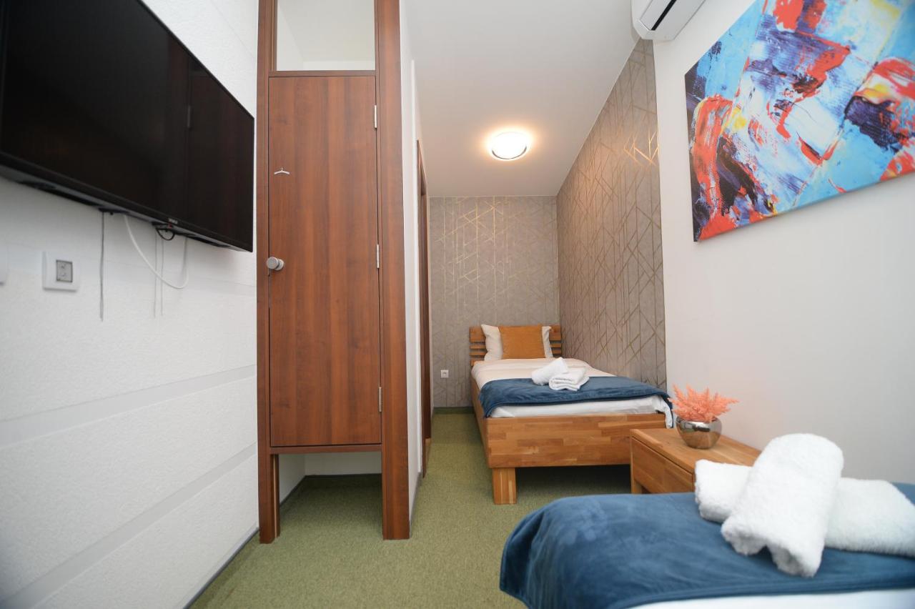 Apartmani Carolija Lucani Εξωτερικό φωτογραφία