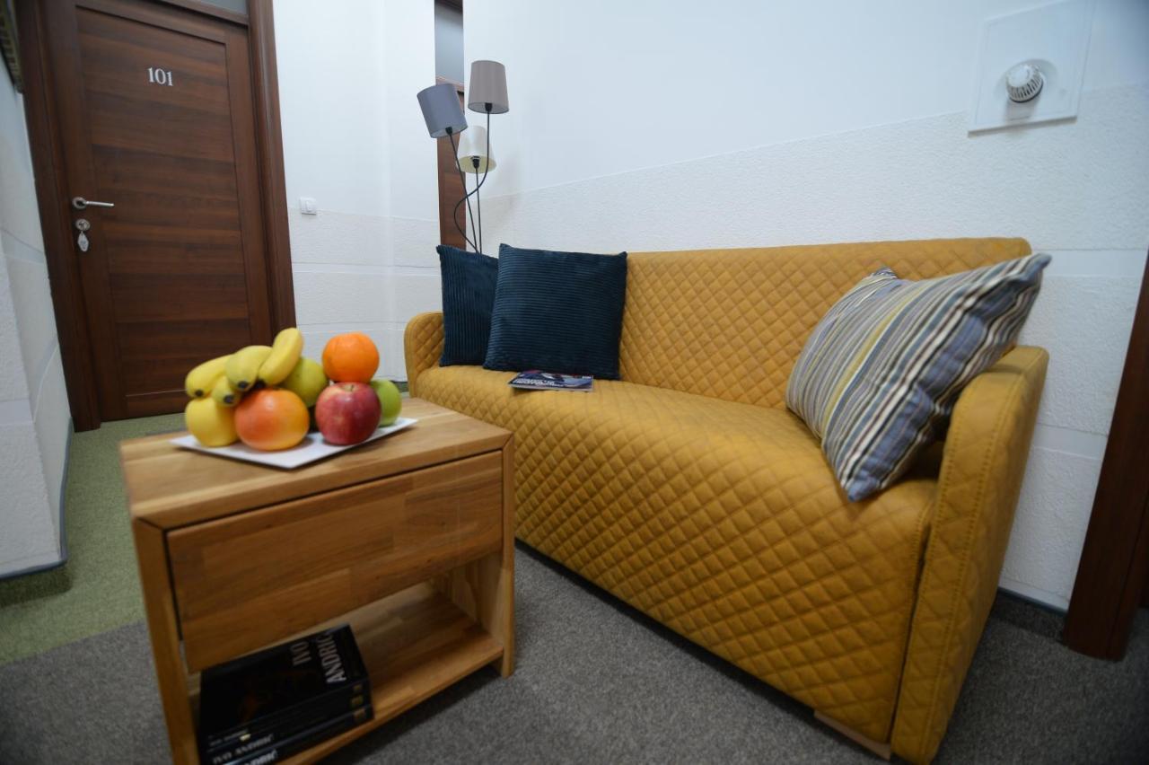Apartmani Carolija Lucani Εξωτερικό φωτογραφία